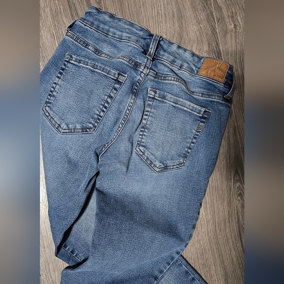 Aero Girls Jeans 2 reg - Picture 2 of 2